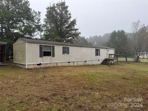 811 Old Mill Rd, Richburg, SC 29729