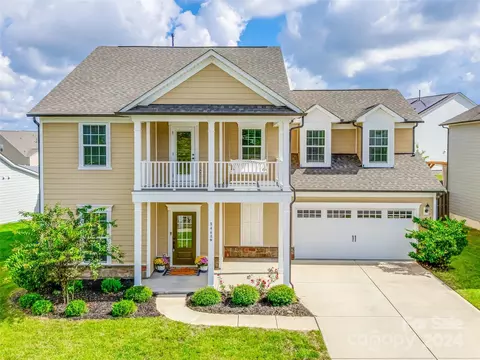 8468 Mccullough Club Dr, Fort Mill, SC 29715