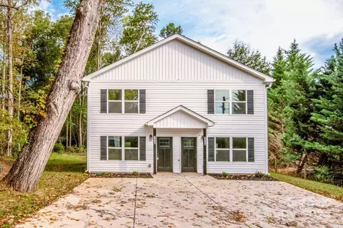 2289 9th Avenue Ne Dr NE, Hickory, NC 28601