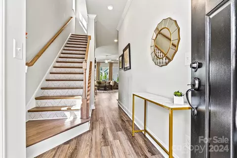 9038 Charles Francis Ln, Cornelius, NC 28031 photo 2