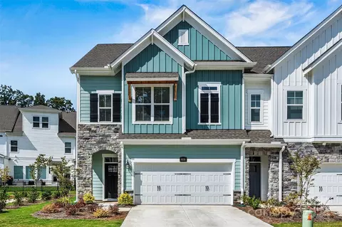 9038 Charles Francis Ln, Cornelius, NC 28031