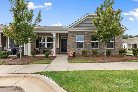 8917 Brakeman Dr, Waxhaw, NC 28173