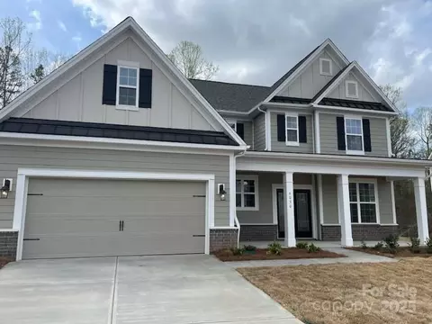 6030 Sylvan Dr, Denver, NC 28037