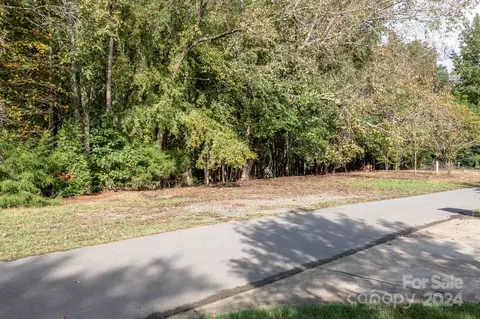 821 Martingale Ln, Davidson, NC 28036 photo 6
