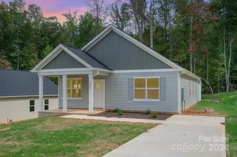 906 N 8th St, Bessemer City, NC 28016