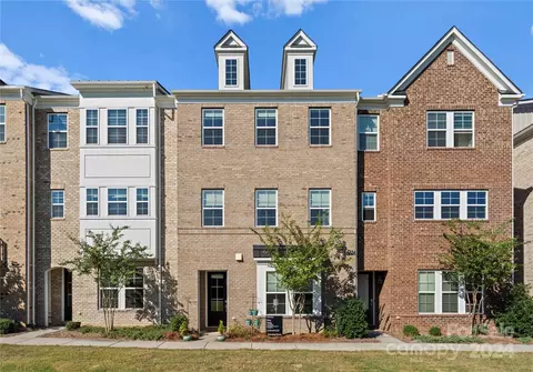 7847 Reunion Row Dr, Charlotte, NC 28277