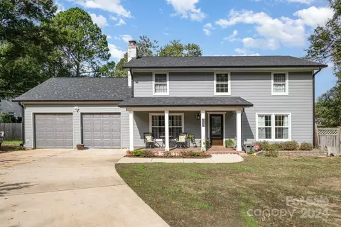 1539 Barberry Ct, Charlotte, NC 28211