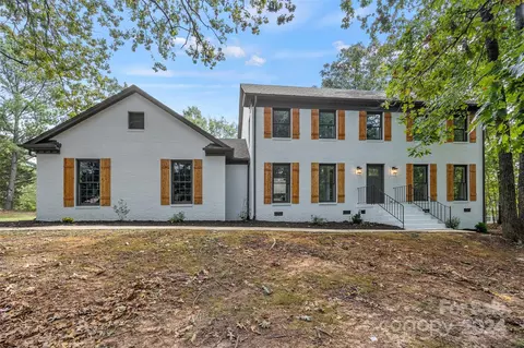 690 Knighton Hill Rd, Rock Hill, SC 29732