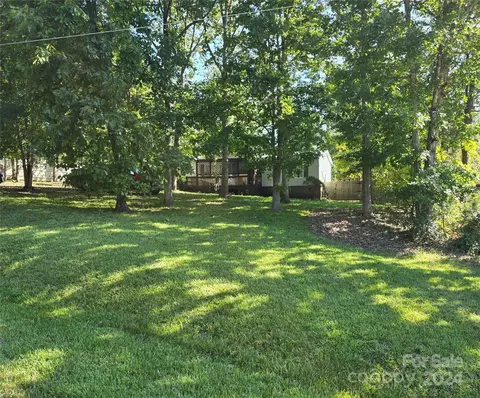 6137 Ashley Dr, Concord, NC 28025