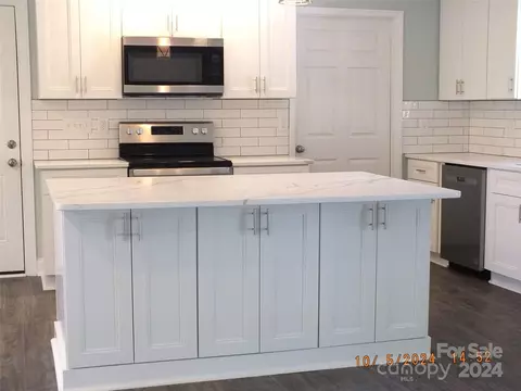 1126 Suttle Rd, Lancaster, SC 29720 photo 4
