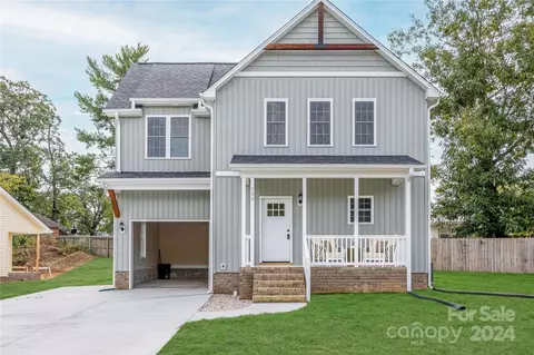 133 Kinney Ave, Denton, NC 27239