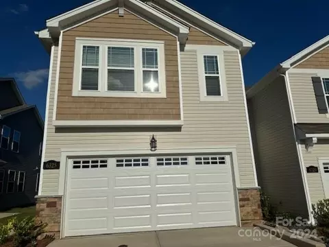 6325 Mallow Crossing Lane Ln, Charlotte, NC 28213