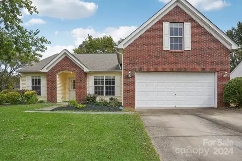 2114 Broad Plum Ln, Indian Trail, NC 28079