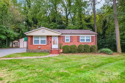 4818 Bethany Pl, Charlotte, NC 28212