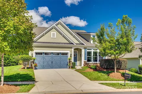 3709 Salvistrin St, Charlotte, NC 28214