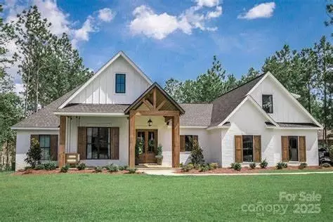 414 E Glenview Dr, Salisbury, NC 28147