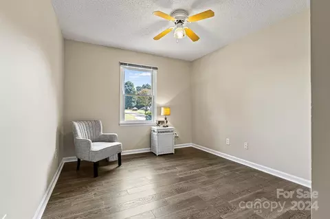 Bedroom - 5089 Windward Point Ln, Denver, NC 28037 photo 5 of 6