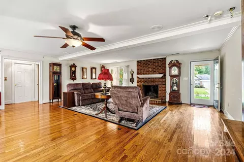 Living - 7817 Old Post Rd, Denver, NC 28037 photo 1 of 2