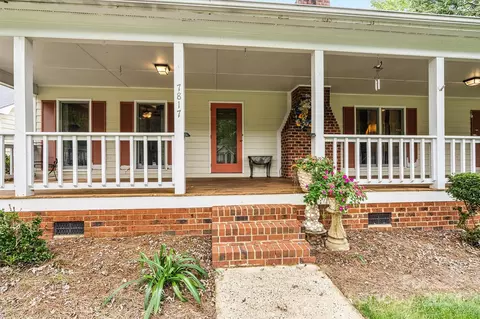 Exterior - 7817 Old Post Rd, Denver, NC 28037 photo 5 of 10