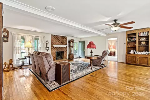 Living - 7817 Old Post Rd, Denver, NC 28037 photo 2 of 2
