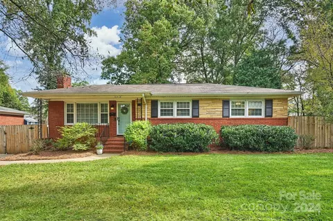 5315 Chedworth Dr, Charlotte, NC 28210