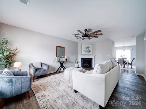 2628 Mcintosh St, Dallas, NC 28034