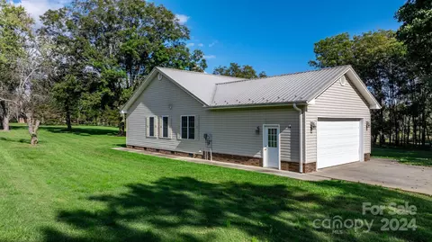 70 Moose Dr, Stony Point, NC 28678 photo 4