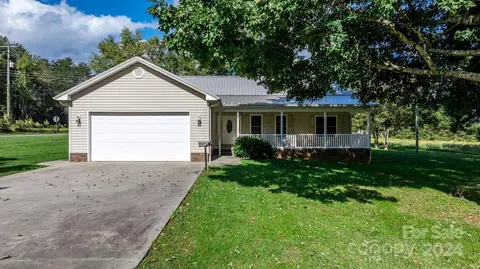70 Moose Dr, Stony Point, NC 28678 photo 2