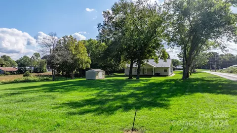 70 Moose Dr, Stony Point, NC 28678 photo 12