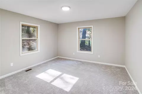 2815 Fork Creek Rd, Saluda, NC 28773 photo 16