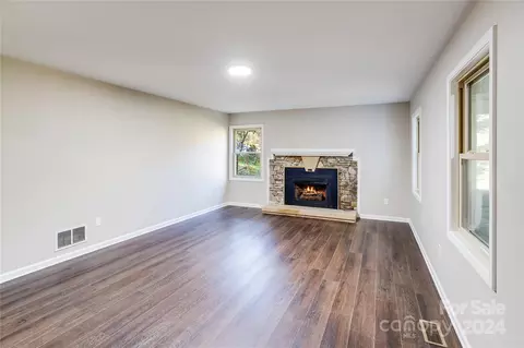 2815 Fork Creek Rd, Saluda, NC 28773 photo 7