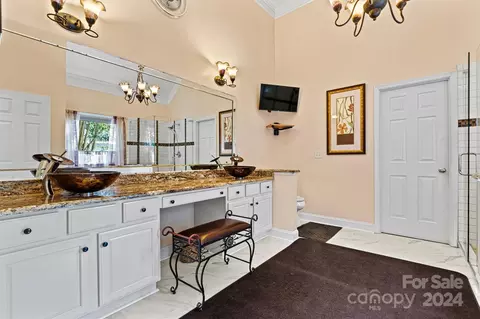 Bath - 1375 Valhalla Dr, Denver, NC 28037 photo 1 of 5