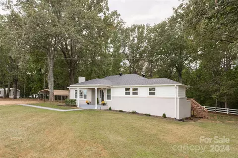 Pettit Lane, Catawba, SC 29704