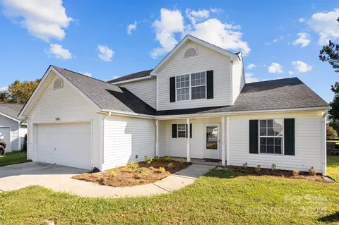 2323 Jacobs Ct, Monroe, NC 28110 photo 2