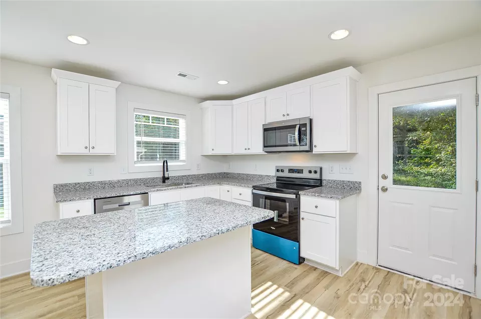 Other - 330 E Torbush Dr, Salisbury, NC 28144 photo 3 of 10