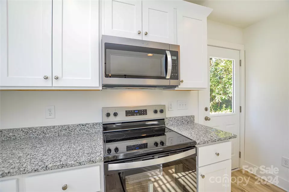 Kitchen - 330 E Torbush Dr, Salisbury, NC 28144 photo 2 of 2