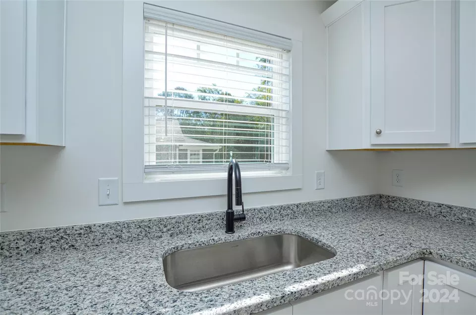 Other - 330 E Torbush Dr, Salisbury, NC 28144 photo 4 of 10