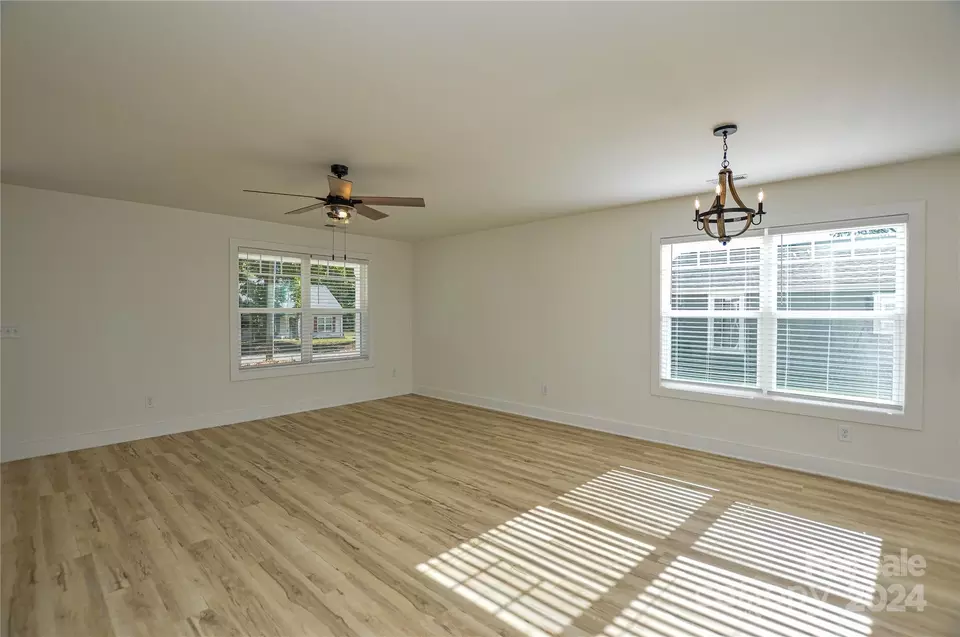 Living - 330 E Torbush Dr, Salisbury, NC 28144 photo 3 of 6