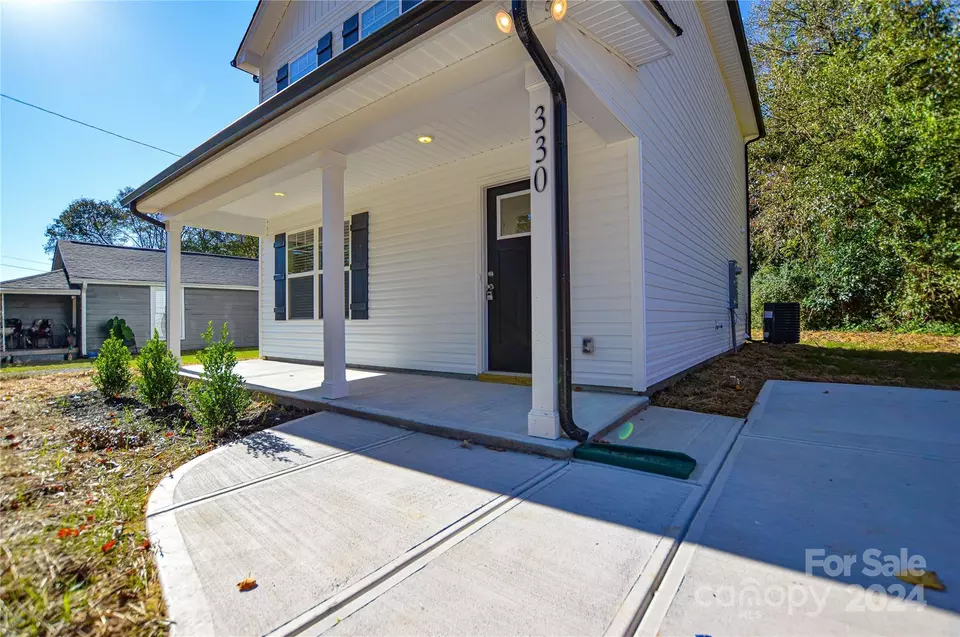 Exterior - 330 E Torbush Dr, Salisbury, NC 28144 photo 3 of 6