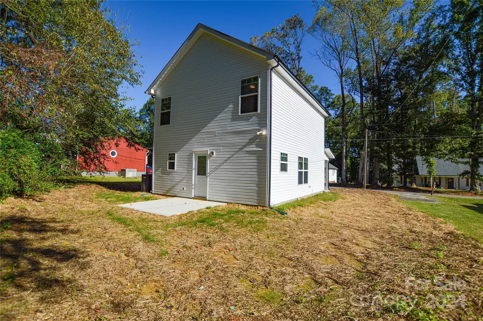 Exterior - 330 E Torbush Dr, Salisbury, NC 28144 photo 6 of 6