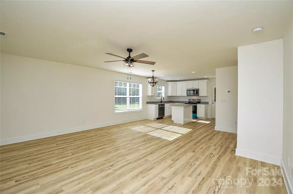 Living - 330 E Torbush Dr, Salisbury, NC 28144 photo 5 of 6