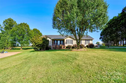 105 Silver Creek Ln, Shelby, NC 28152