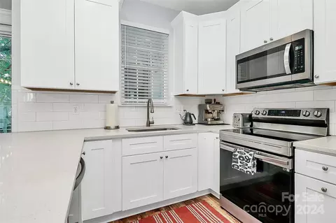 21327 Pine St, Cornelius, NC 28031 photo 14