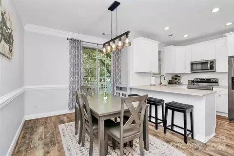 21327 Pine St, Cornelius, NC 28031 photo 9