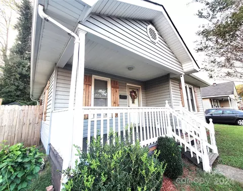 331 Mayflower Ave, Cramerton, NC 28032