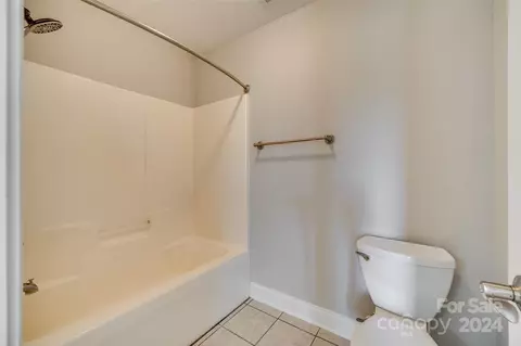 Bath - 1524 Old Fish Rd, Monroe, NC 28110 photo 2 of 3