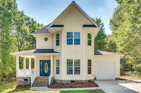 Exterior - 1524 Old Fish Rd, Monroe, NC 28110 photo 2 of 7