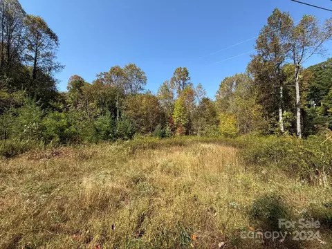 2986 Slick Fisher Rd, Lake Toxaway, NC 28747