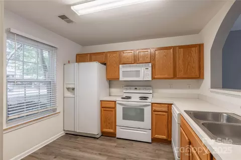 11006 Will Knox Rd, Cornelius, NC 28031 photo 11