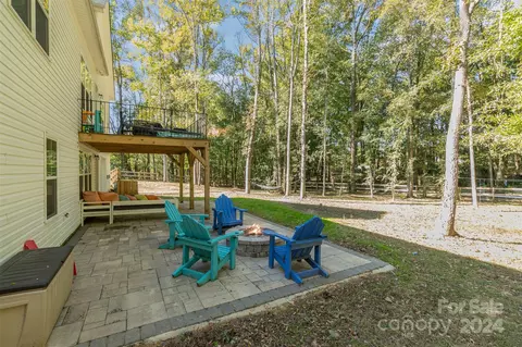 Exterior - 2918 Plum Thicket Ct, Monroe, NC 28112 photo 4 of 5